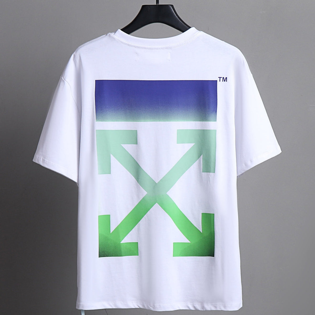Off-White Gradient Arrow Back Print Cotton T-Shirt - White product detail view