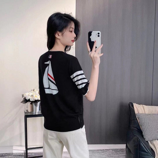 Short-sleeved T-shirt pleated skirt suit（副本） THOM TREND