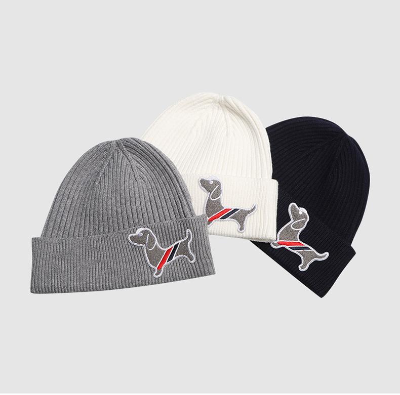 Puppy knitted hat THOM TREND