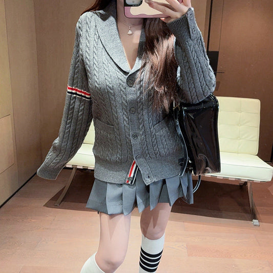 Lapel knitted sweater jacket