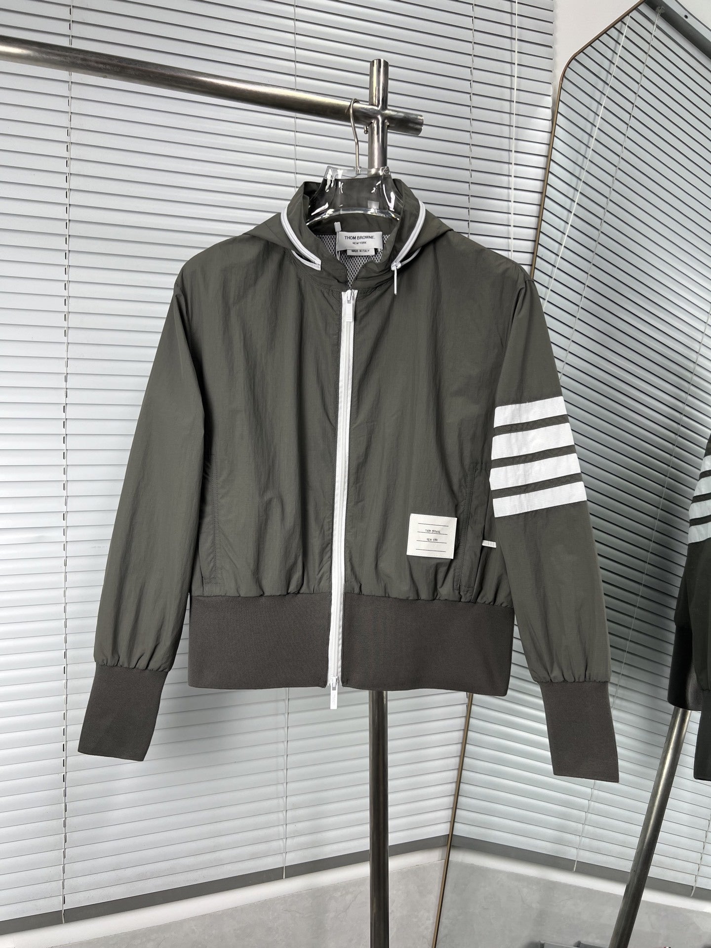 2025SS striped zip-up jacket THOM TREND