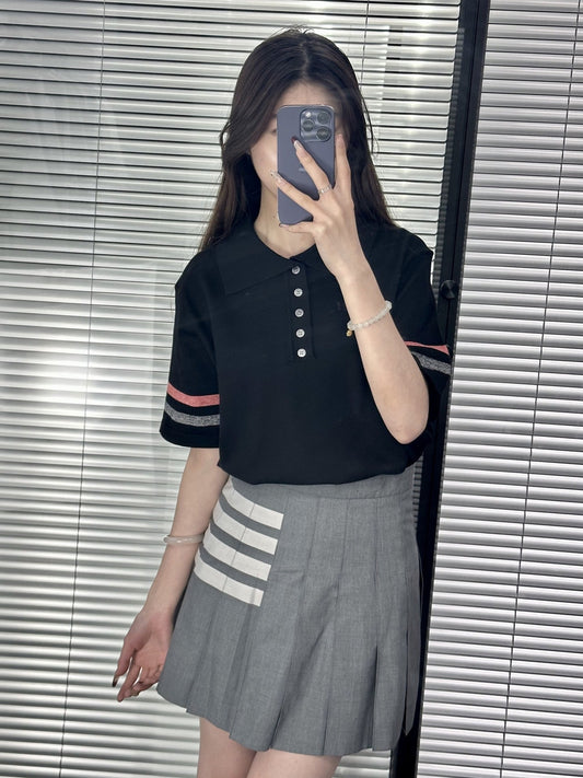 Puppy V-neck short sleeves（副本） THOM TREND