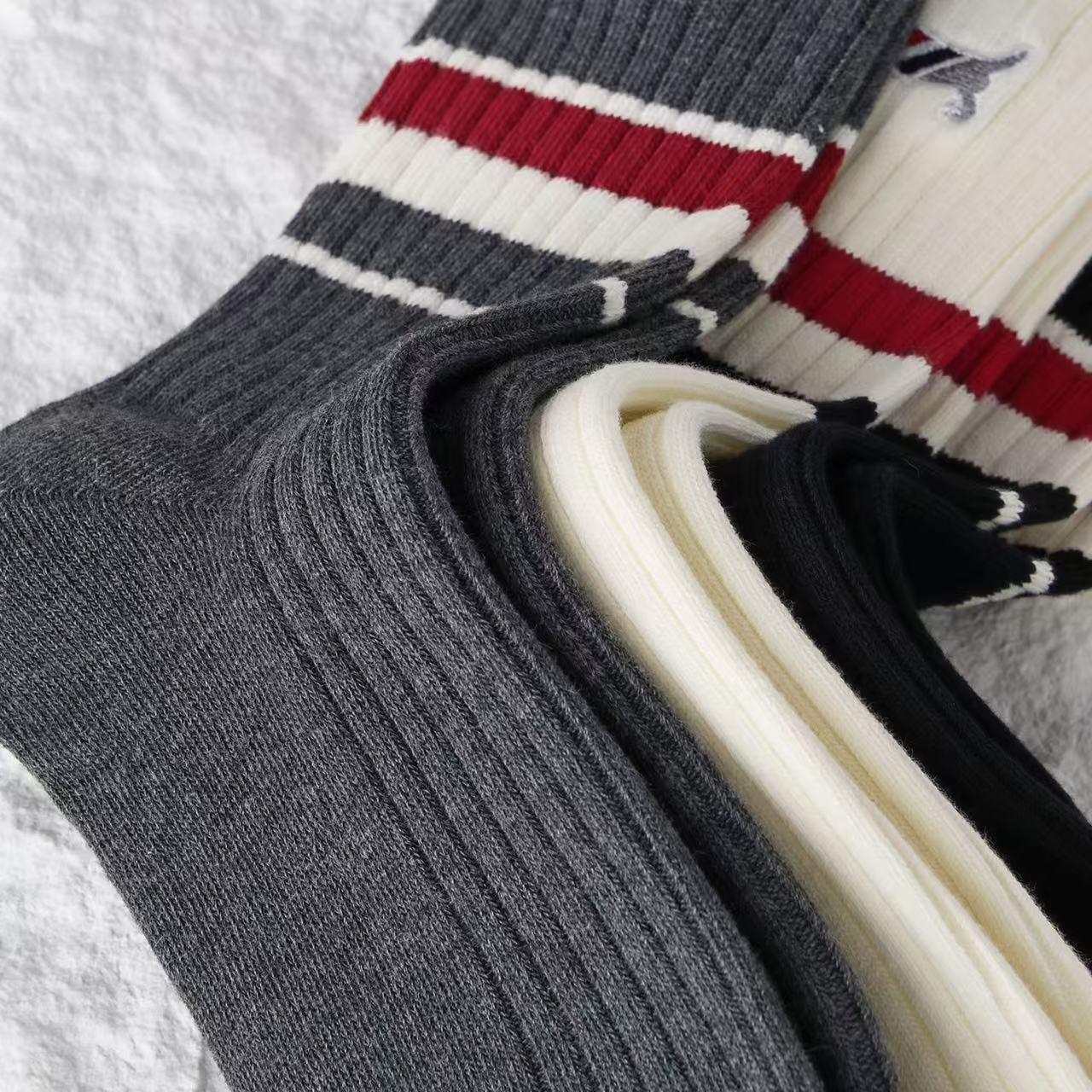 2025SS Dog embroidered socks THOM TREND