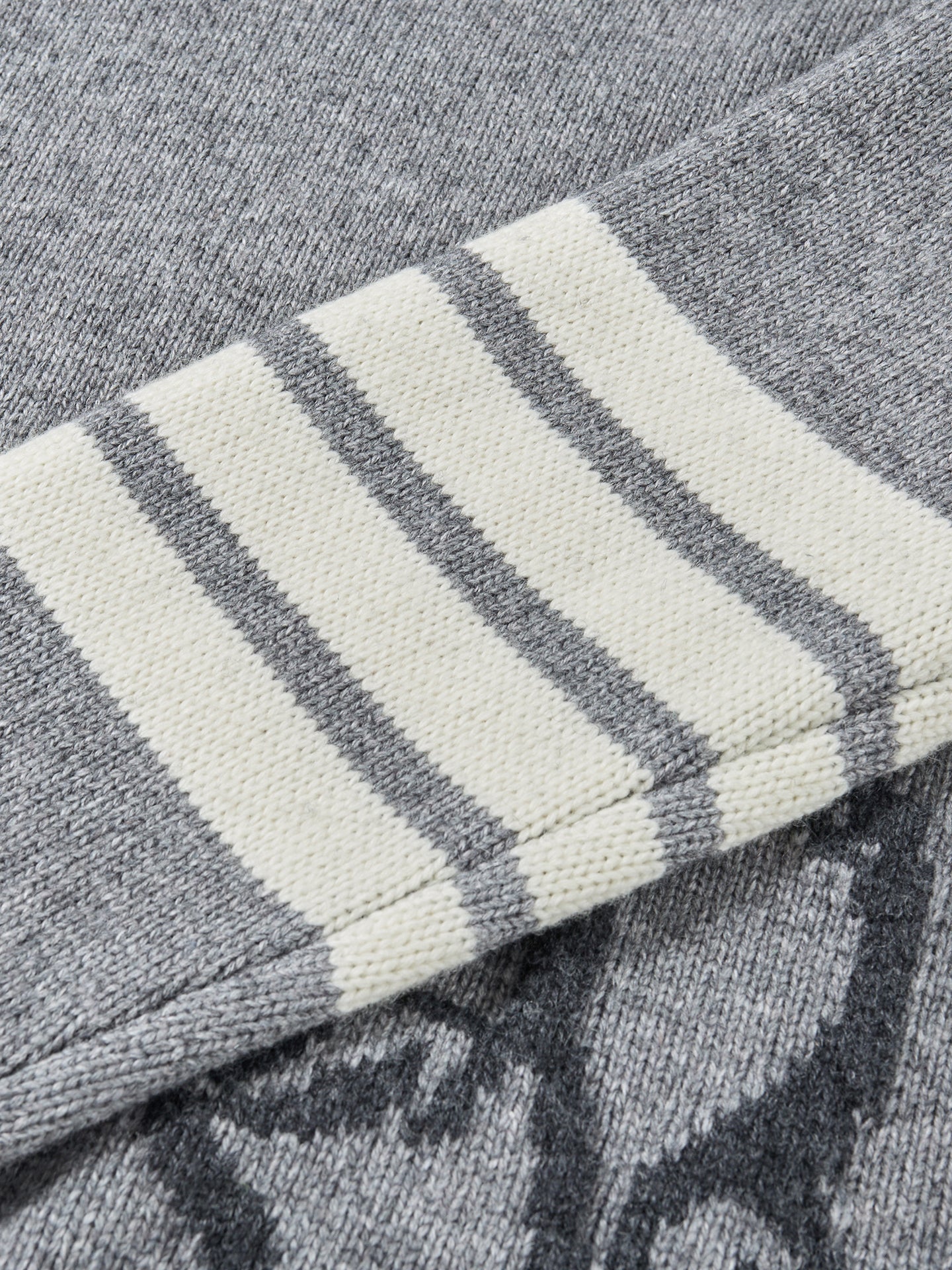 2025SS Women's Goose Intarsia Sweater THOM TREND