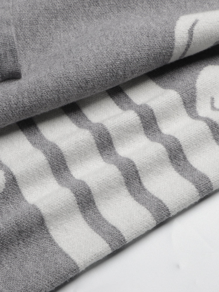 Duck-shaped knitted cardigan THOM TREND