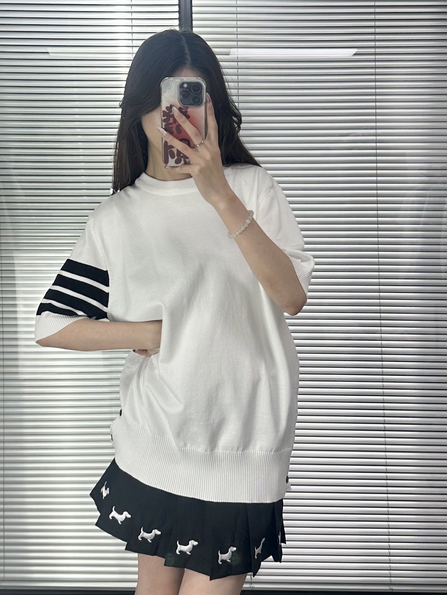 Women's four-bar v-neck cardigan（副本） THOM TREND