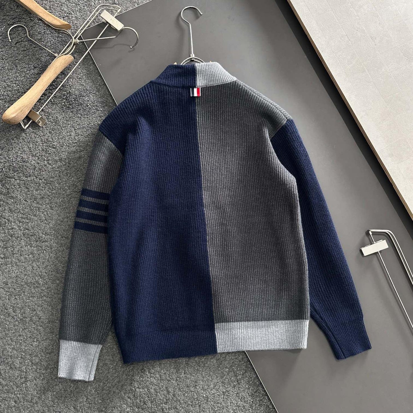Color-blocked cardigan THOM TREND