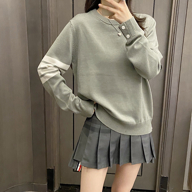 round neck long sleeves