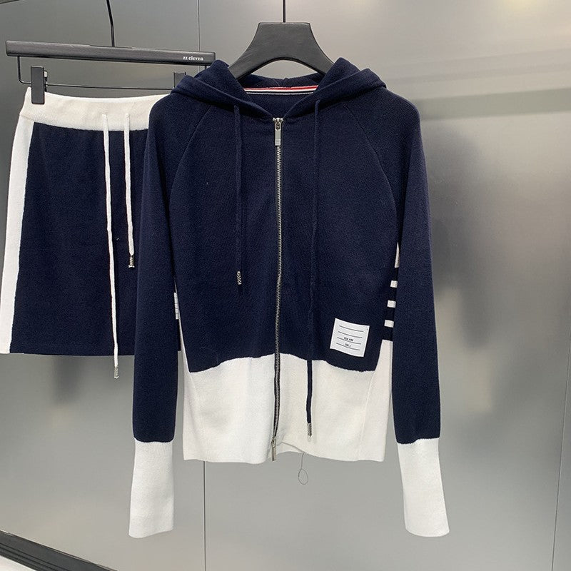 2025Threaded three-bar skirt suit