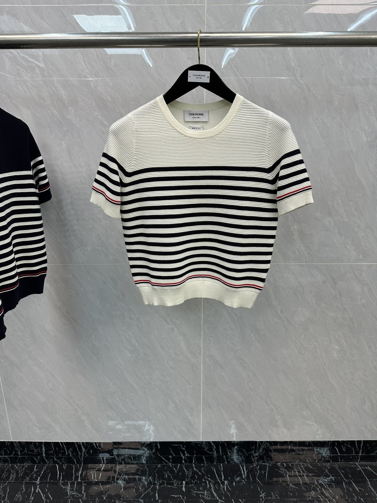 Puppy embroidered short sleeves（副本） THOM TREND