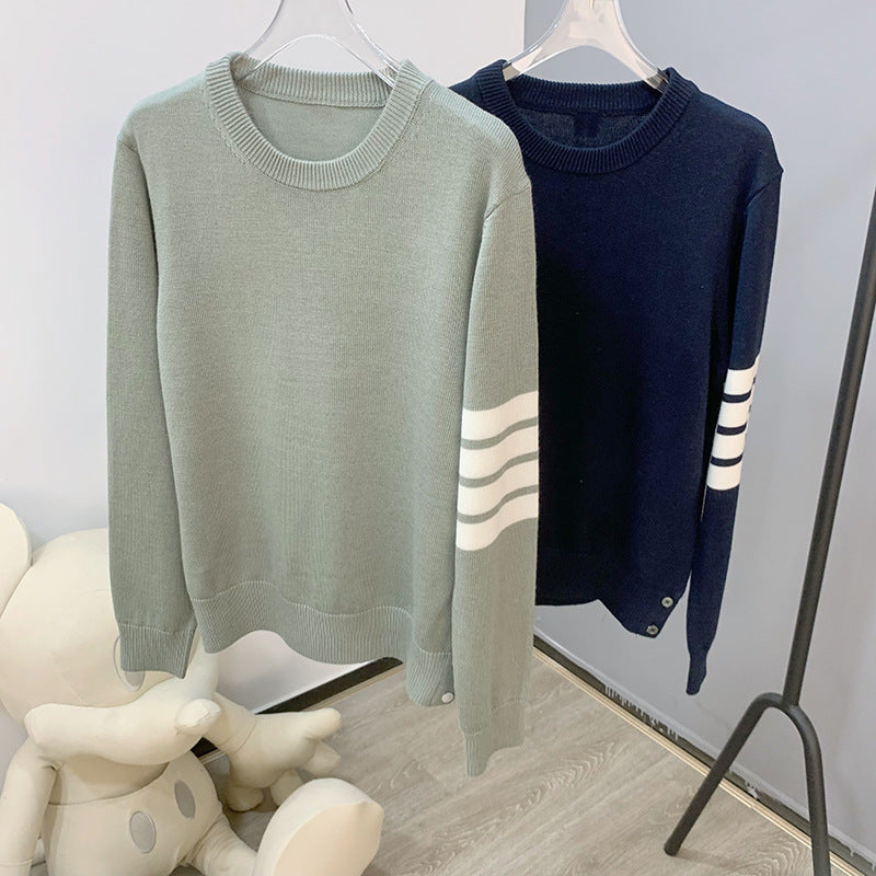 round neck long sleeves