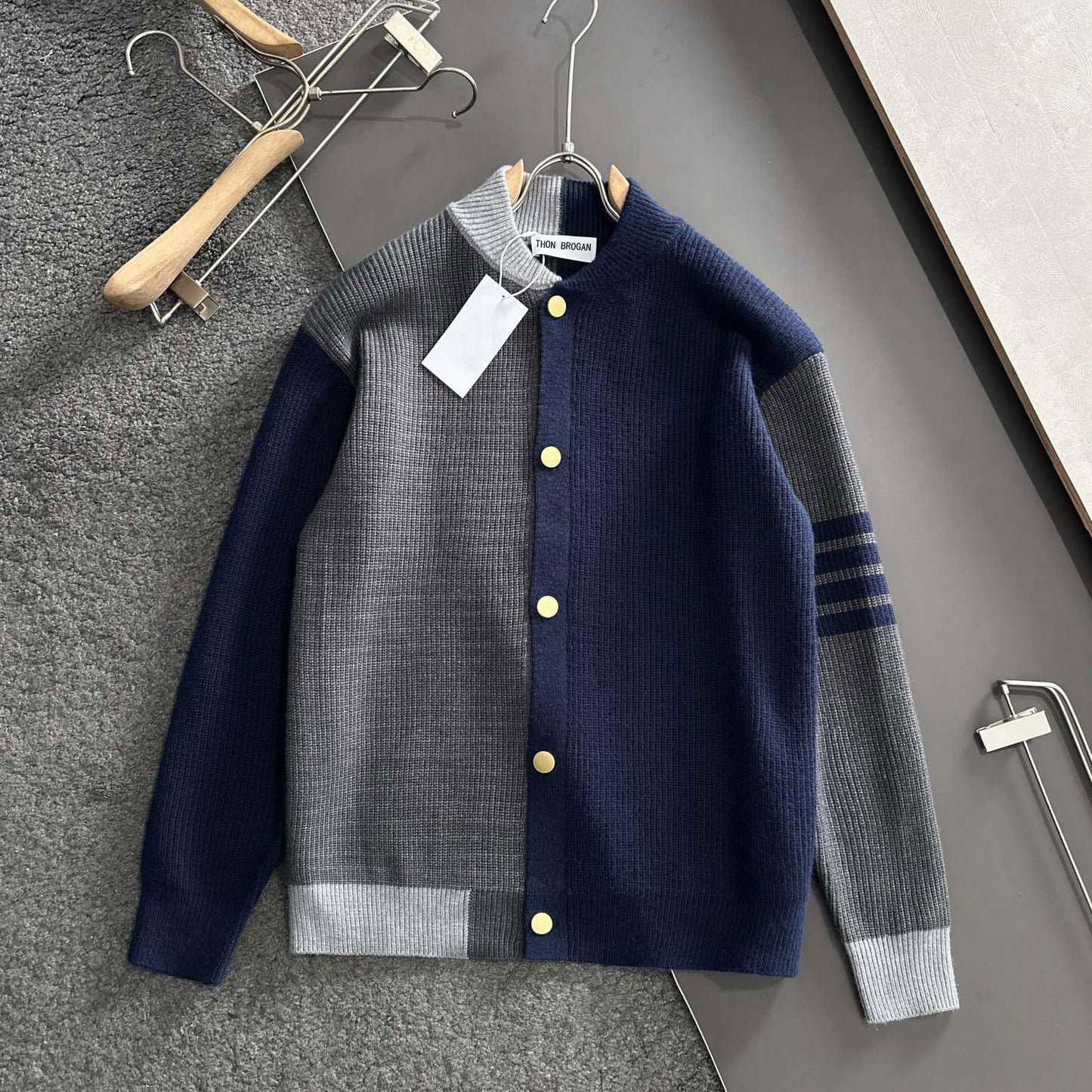 Color-blocked cardigan THOM TREND