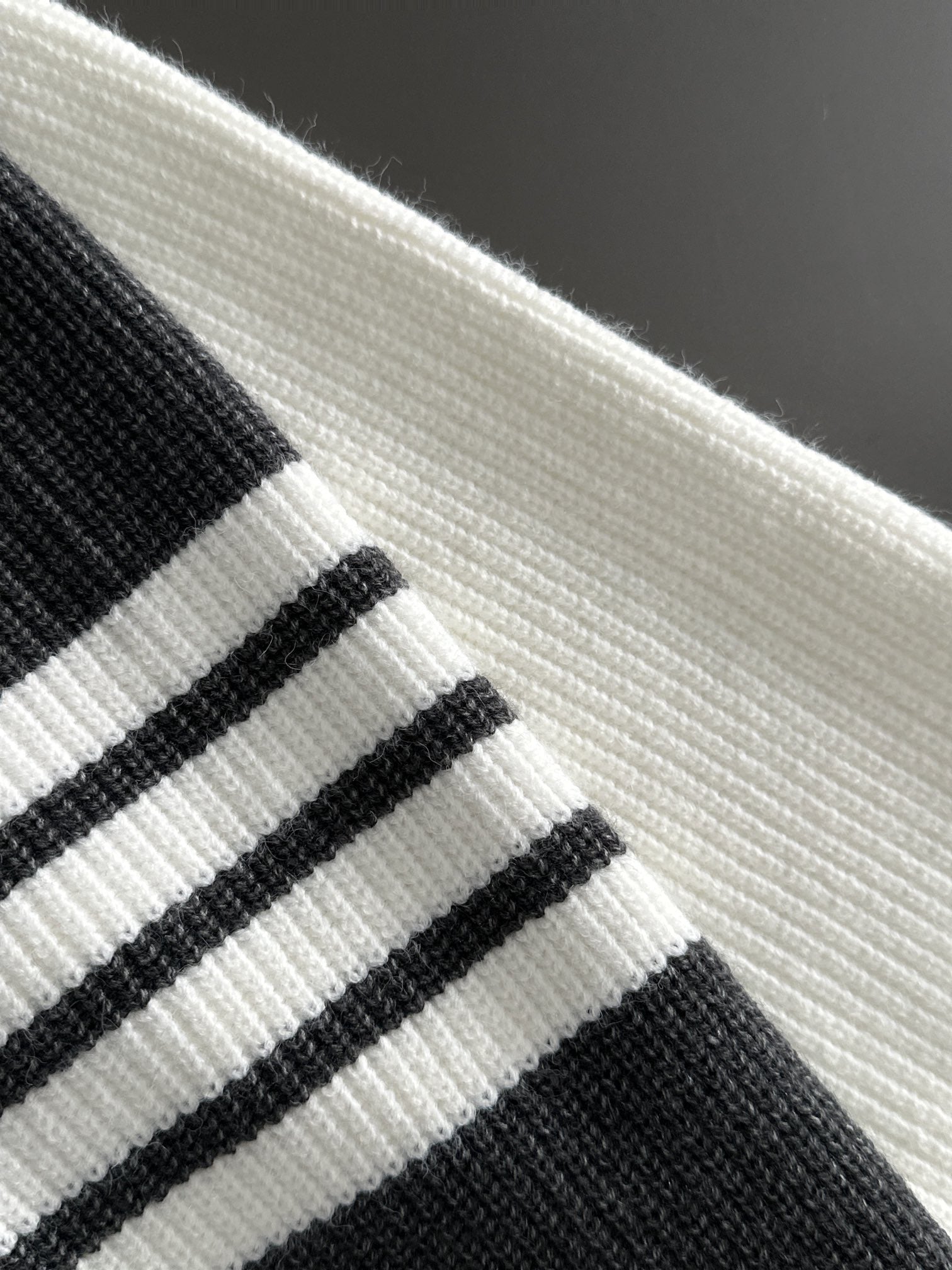 Color-blocked cardigan THOM TREND