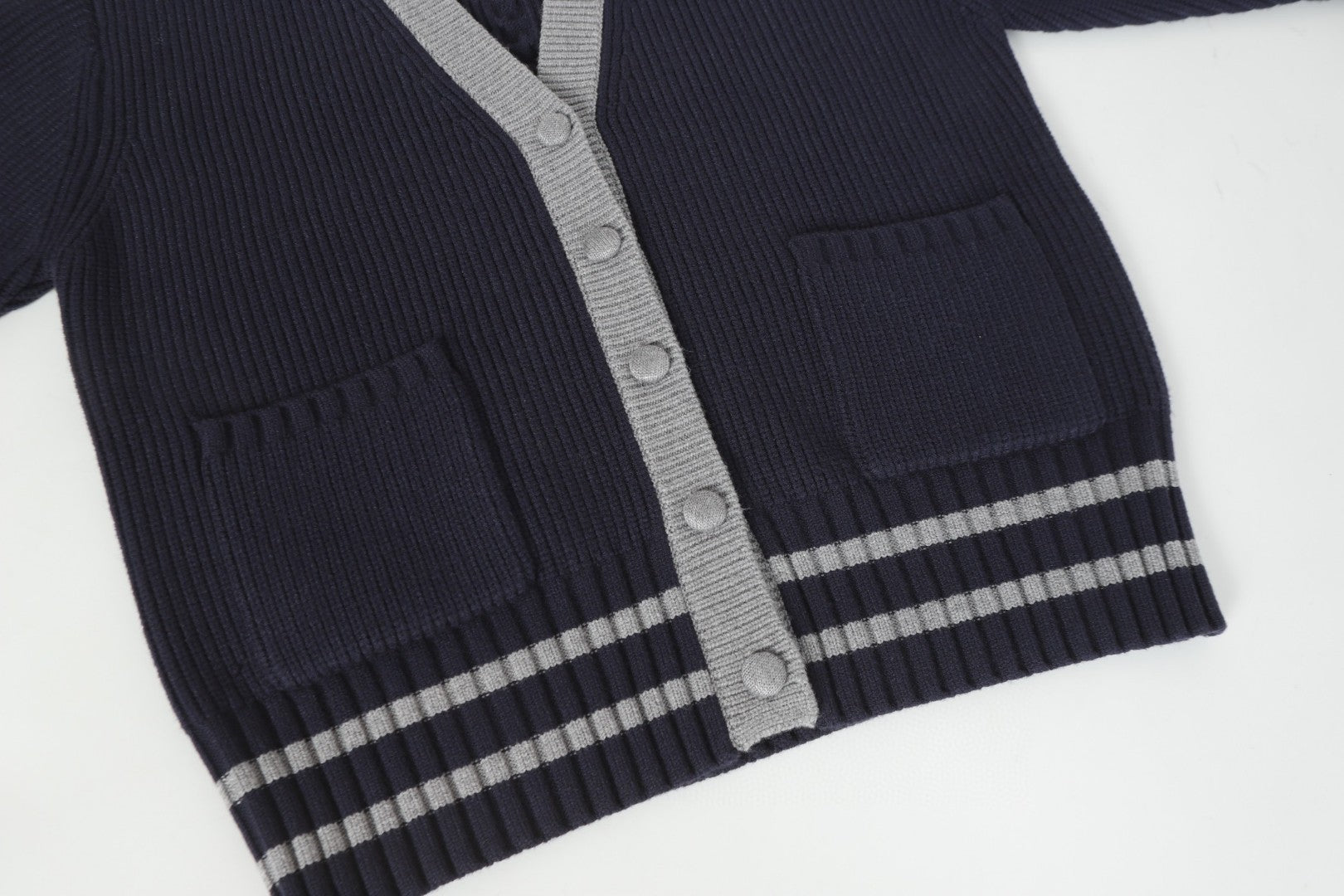 2025SS Puppy Color Striped Cardigan THOM TREND
