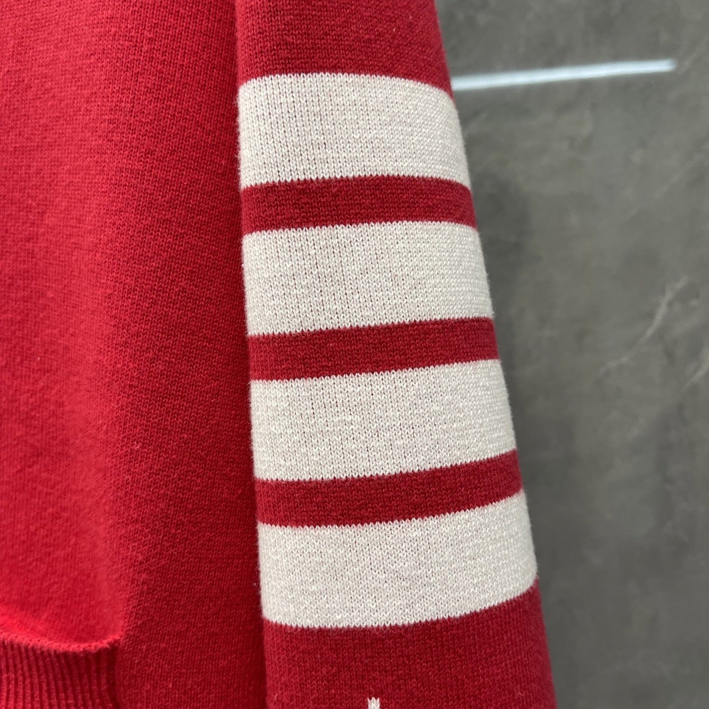 2025SS  Puppy pattern cardigan THOM TREND