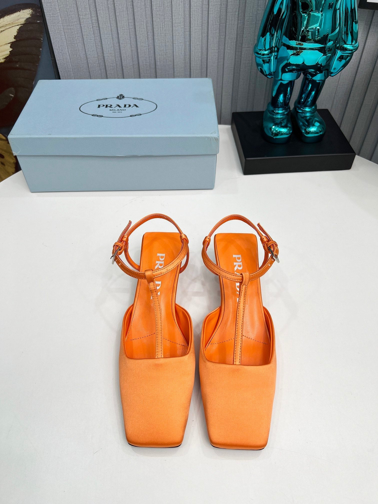 Women's sandals THOM TREND