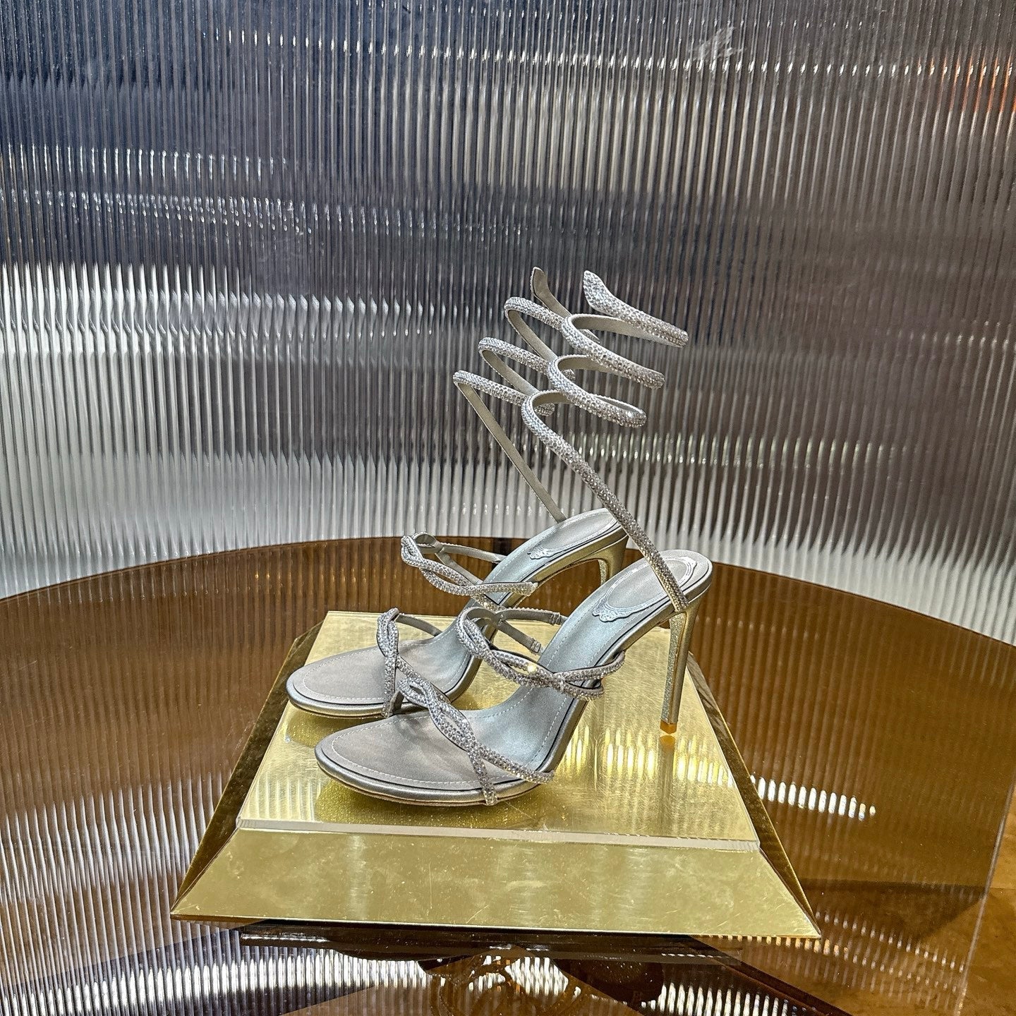 Rhinestone-encrusted high heels THOM TREND