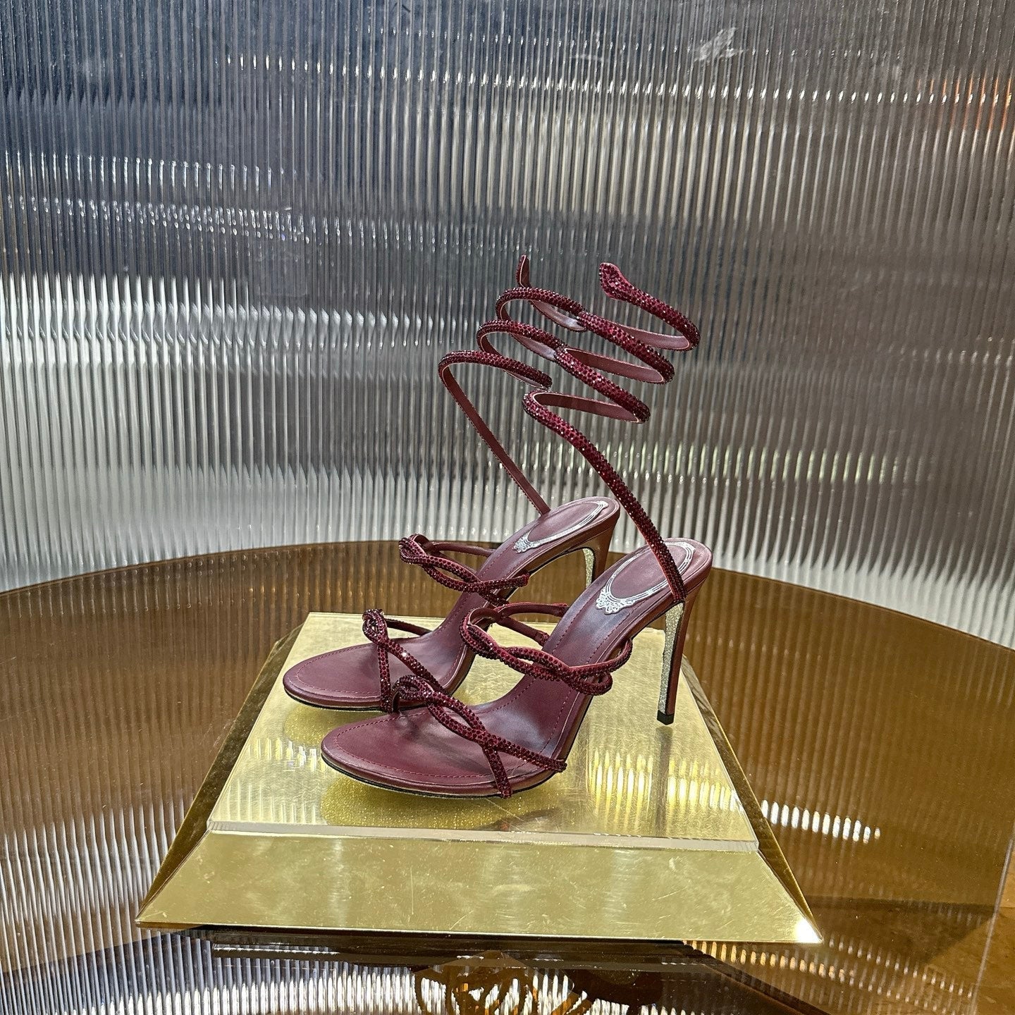 Rhinestone-encrusted high heels THOM TREND