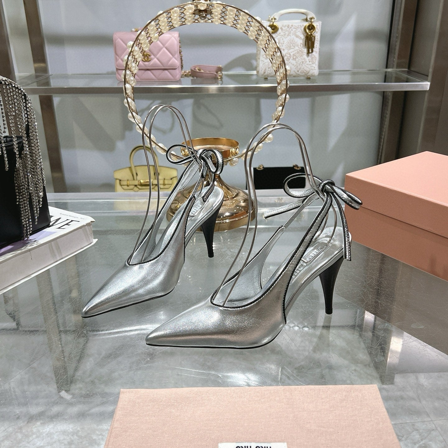 Pointed-toe high heels THOM TREND