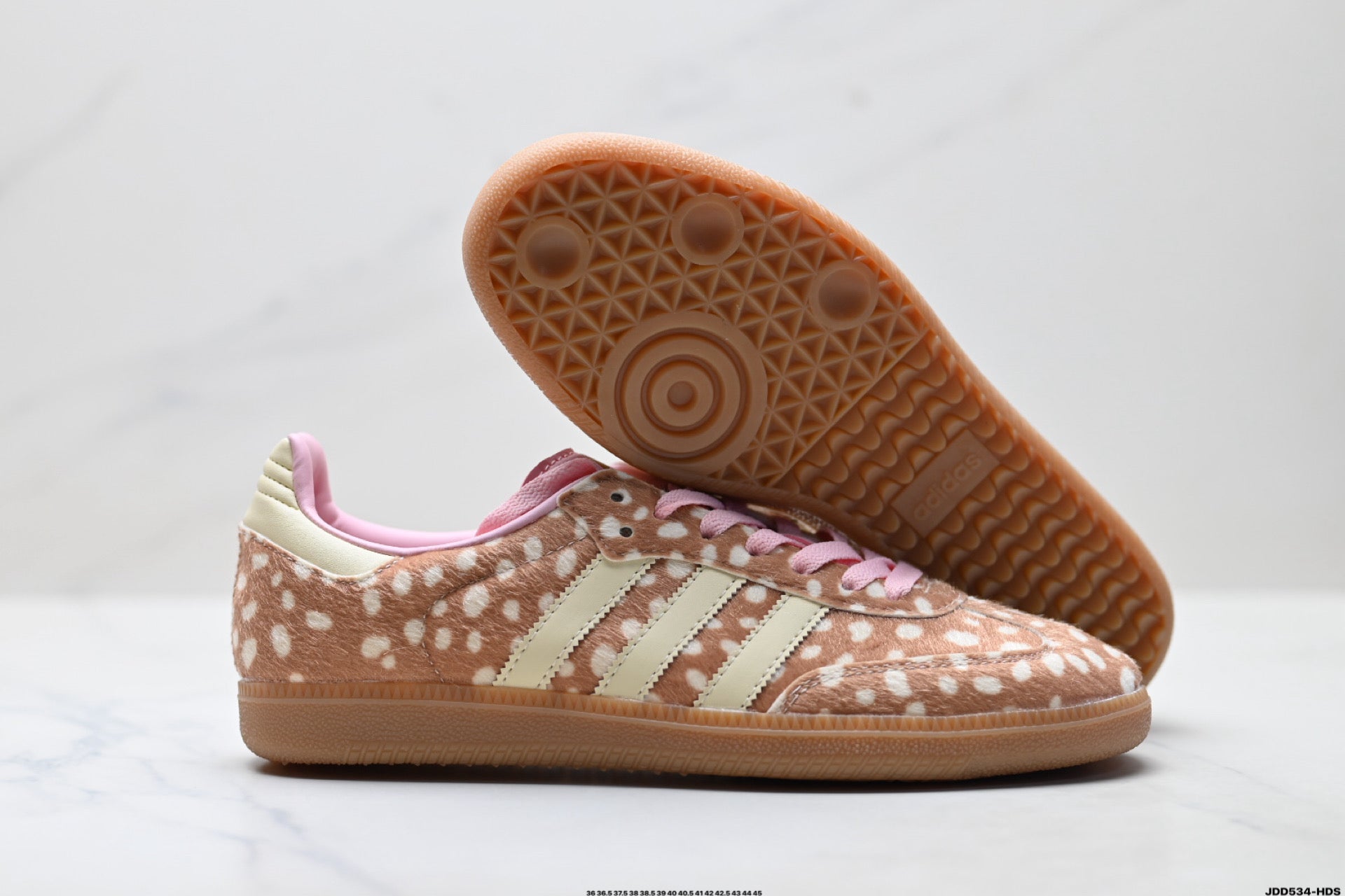 Samba Low-Top Casual Sneakers