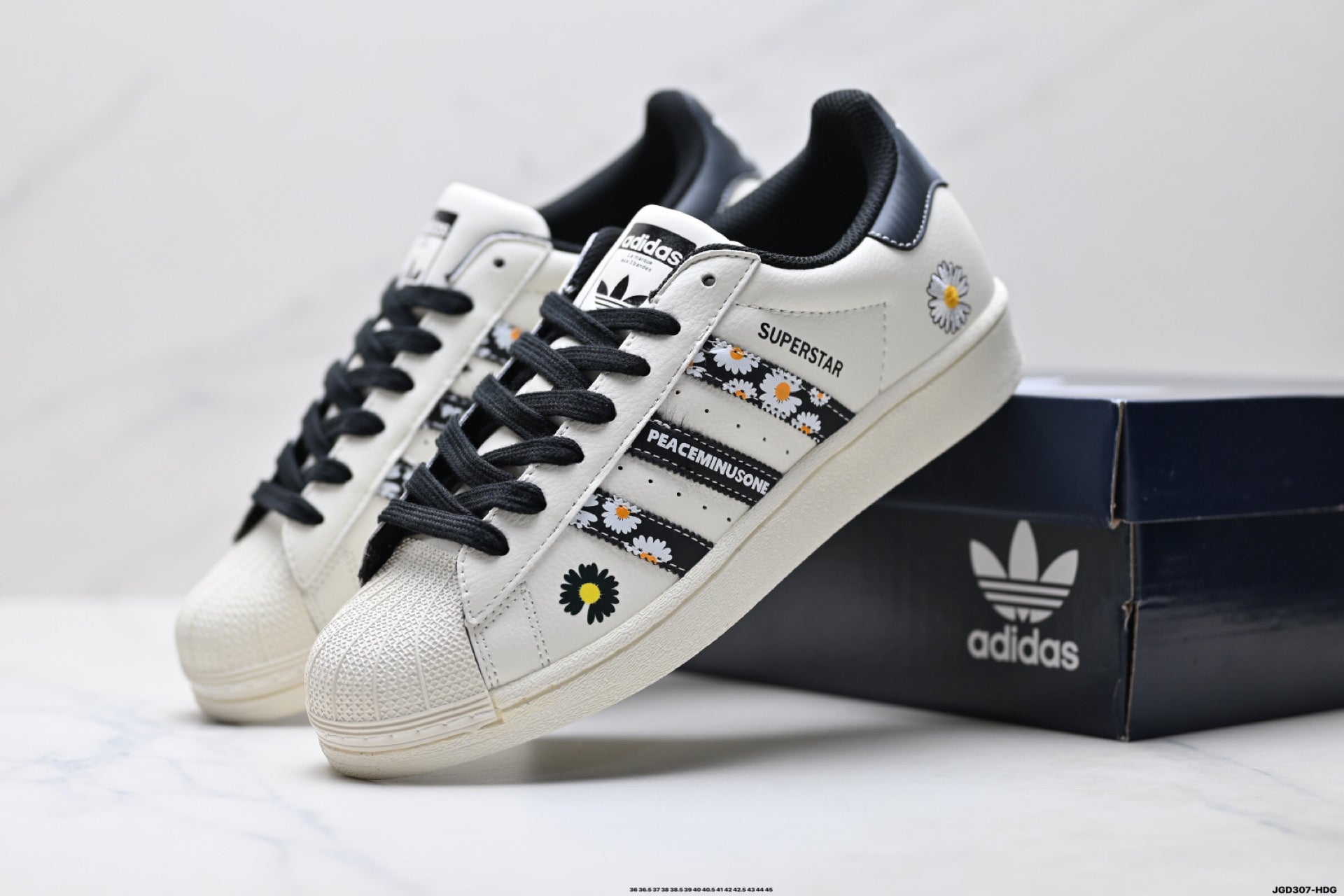 Shell Toe DIY Custom Low-Top Sneakers