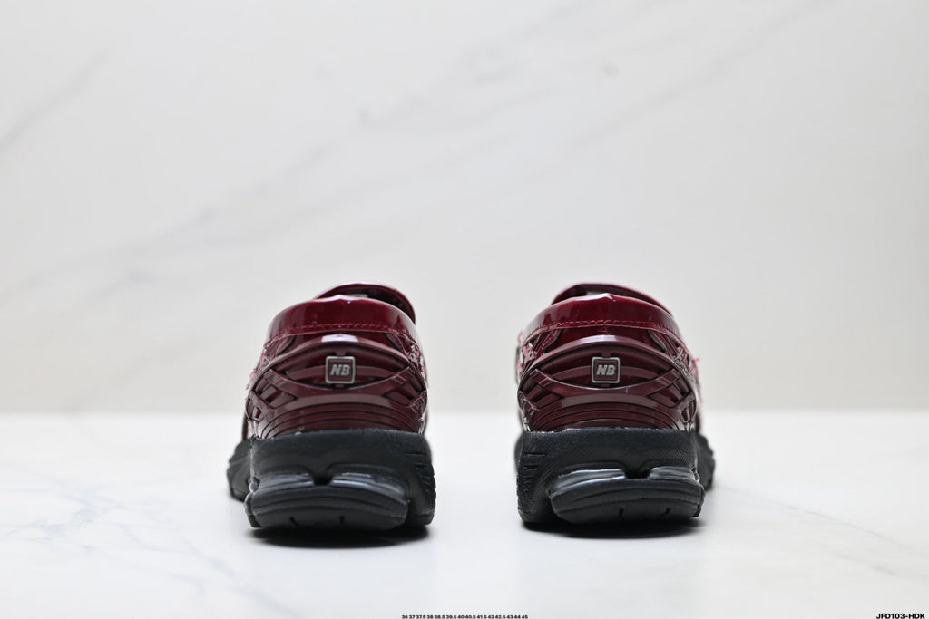New Balance 1906L Loafers - Burgundy