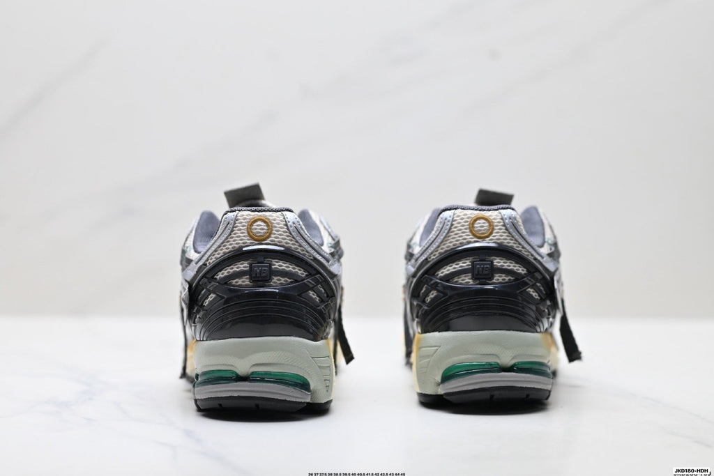 New Balance 1906A Retro Running Shoes – Silver Grey