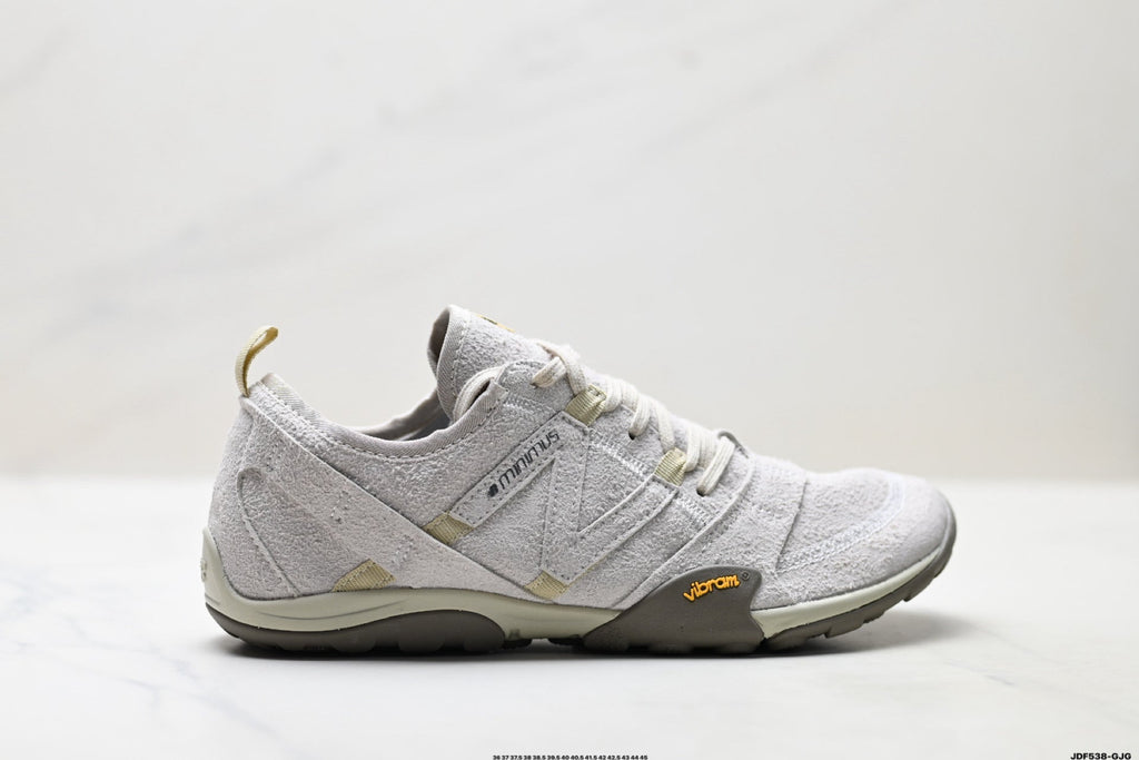 New Balance MT10 Barefoot Shoes – Sand Beige