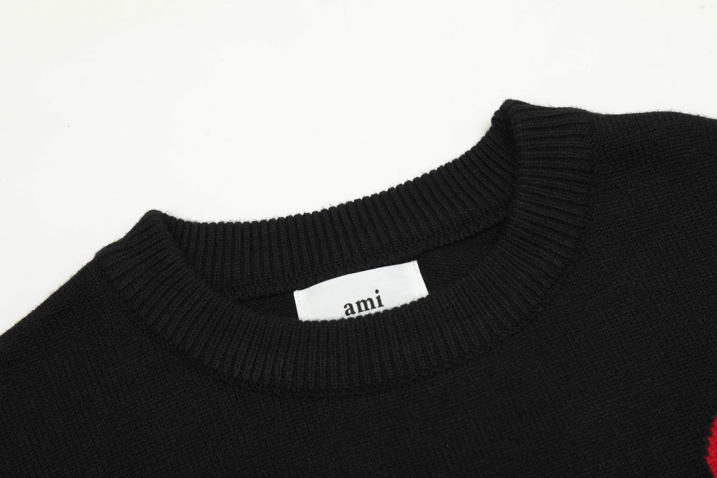 Unisex Heart-Shaped Sweater  TREND