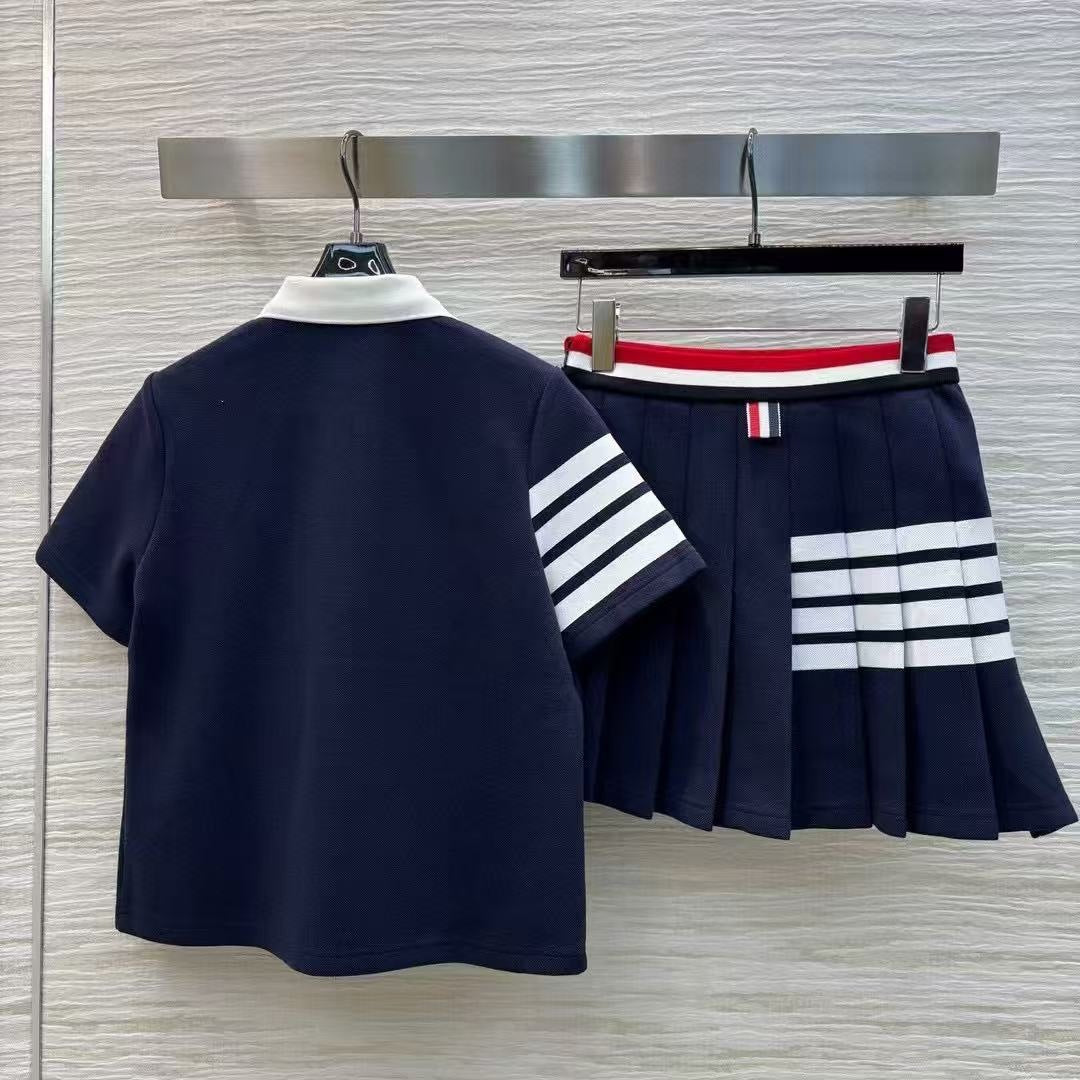 Puppy embroidered short sleeves（副本） THOM TREND