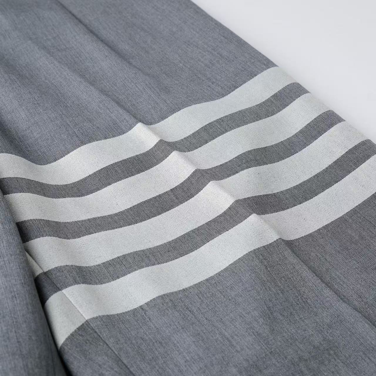 Unisex suit shorts THOM TREND