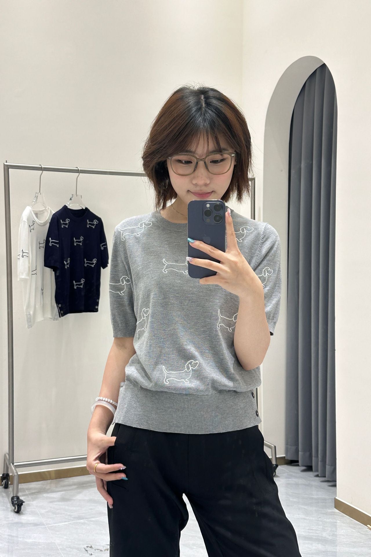 Women's Puppy Rose Embroidery Short Sleeve（副本） THOM TREND