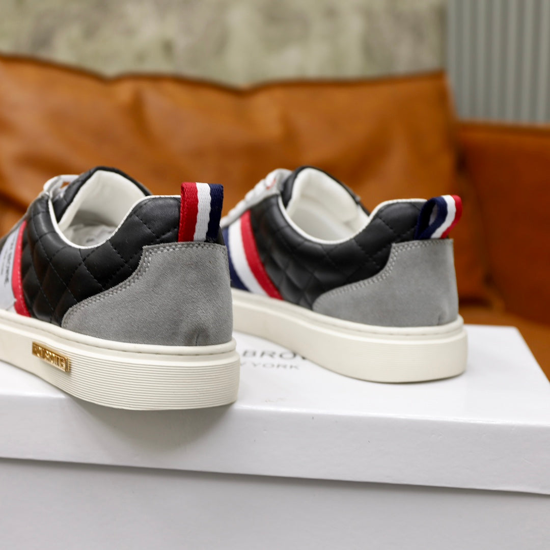 Genuine leather Sneakers THOM TREND
