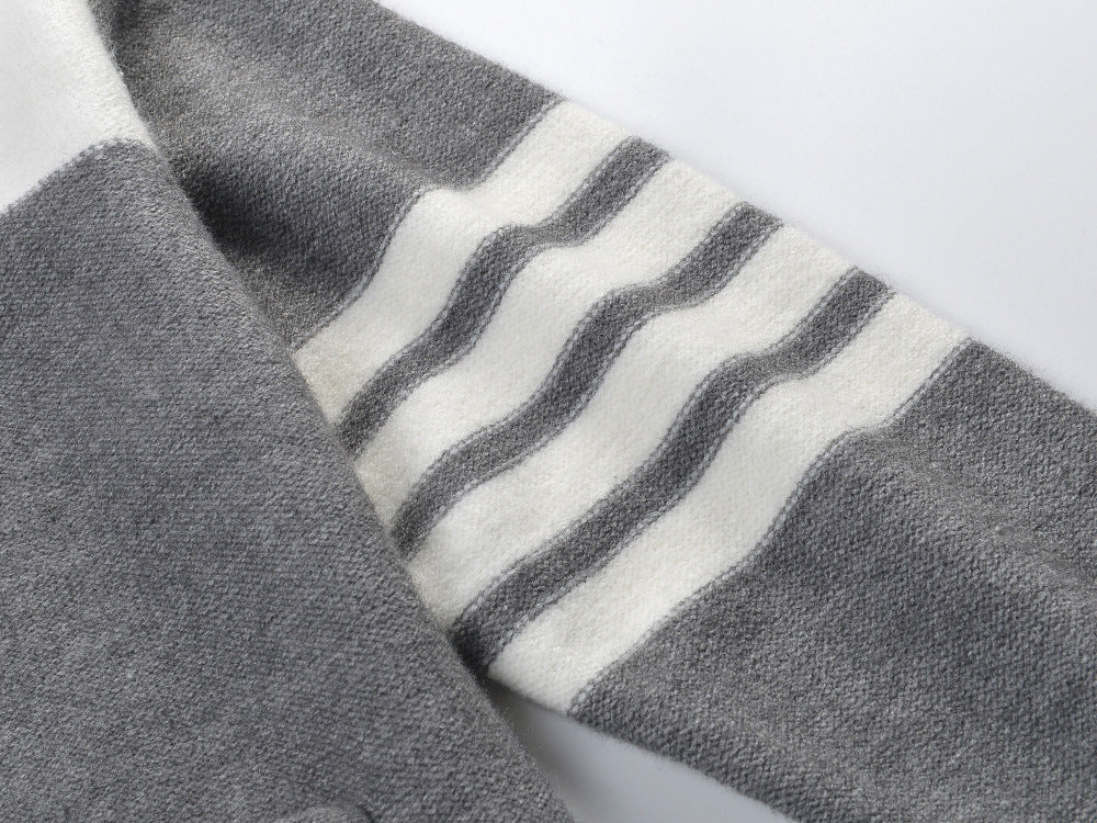 Contrast color knitted cardigan