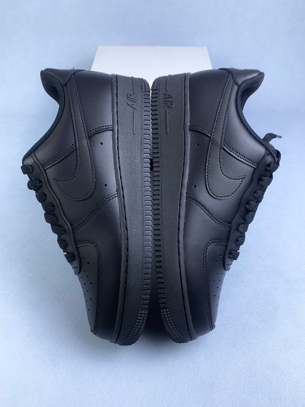 NIKE Air Force 1 Sneakers