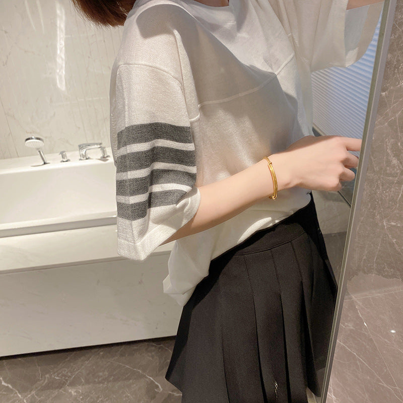 Round neck loose T-shirt