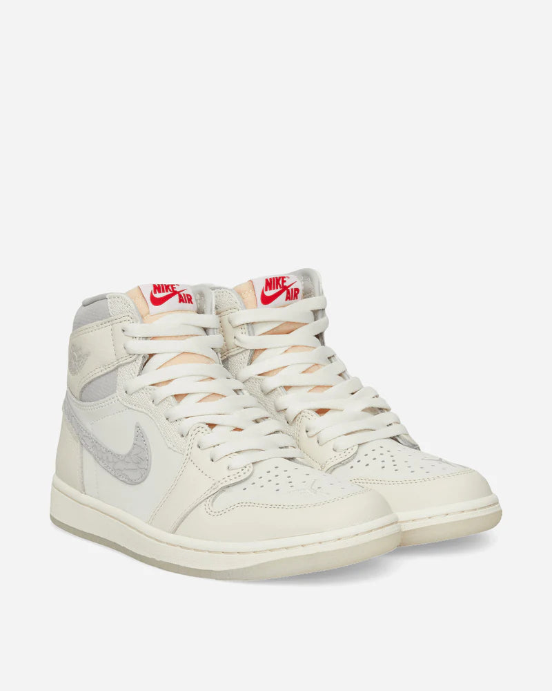 Air Jordan 1 Retro High OG Sneakers Sail / Pale Ivory