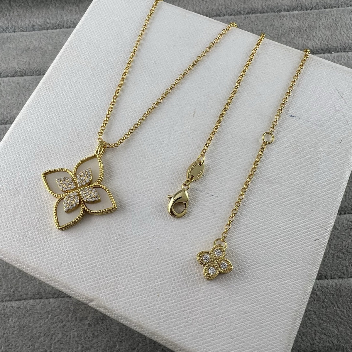 Roberto Coin Style Four-Leaf Clover Cubic Zirconia Necklace detail view 16