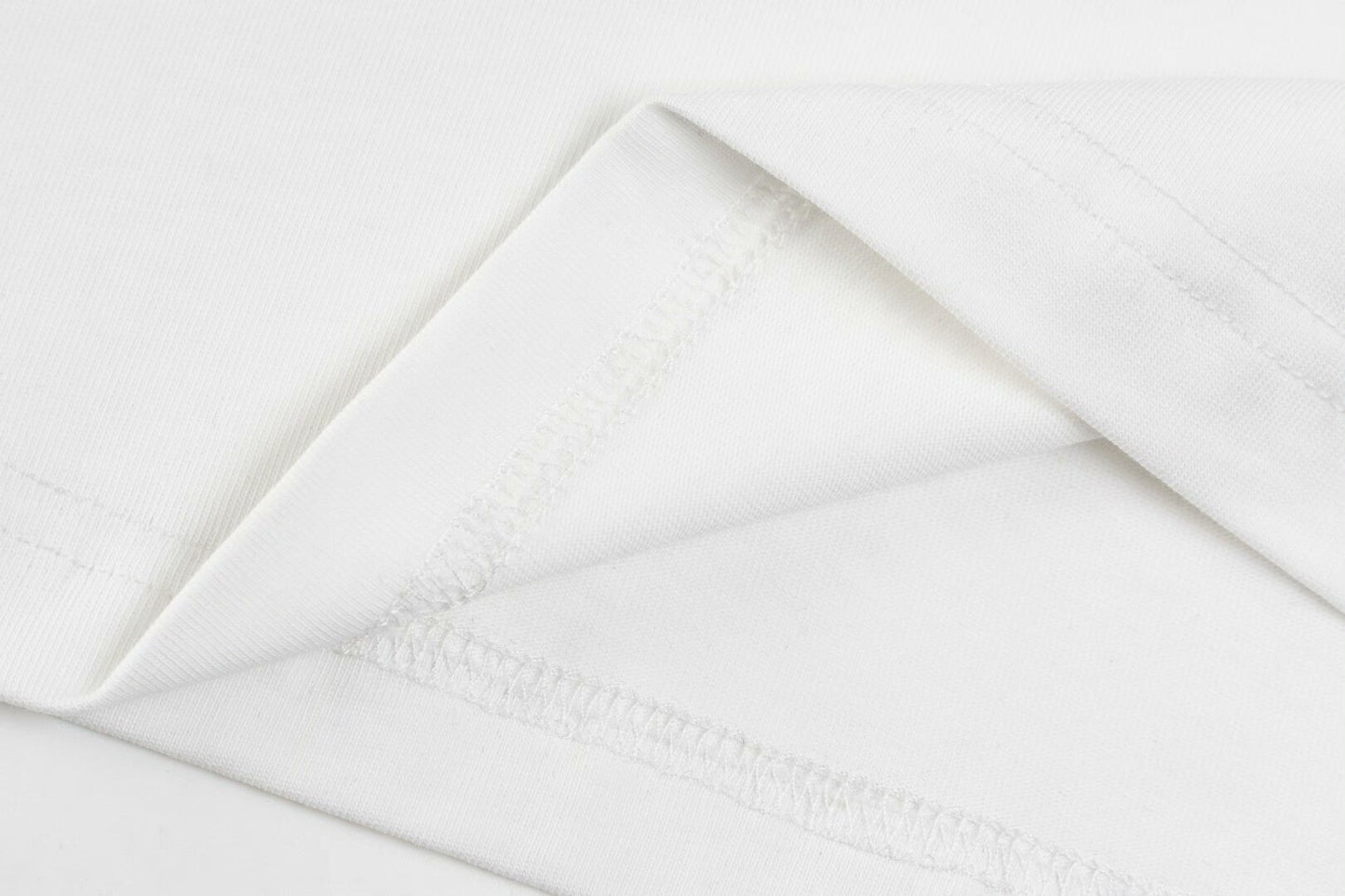 Unisex letter T-shirt  TREND