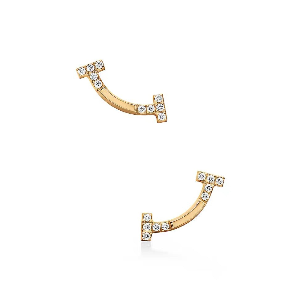 Tiffany Style Smile Cubic Zirconia Earrings detail view 7