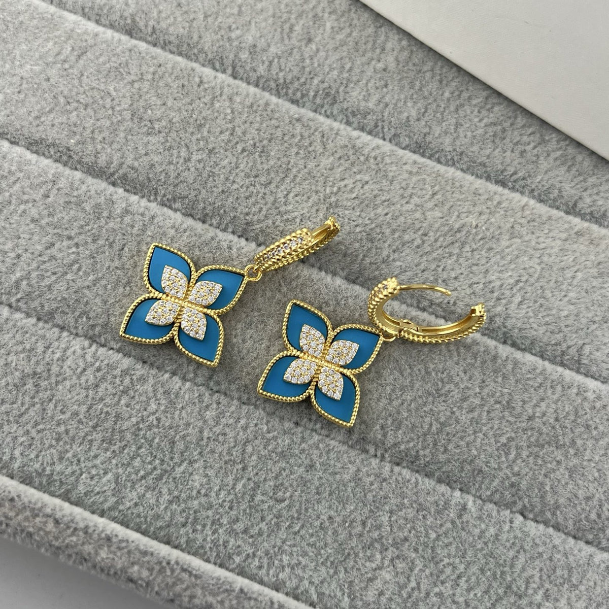 Roberto Coin Style Four-Leaf Clover Cubic Zirconia Earrings detail view 22