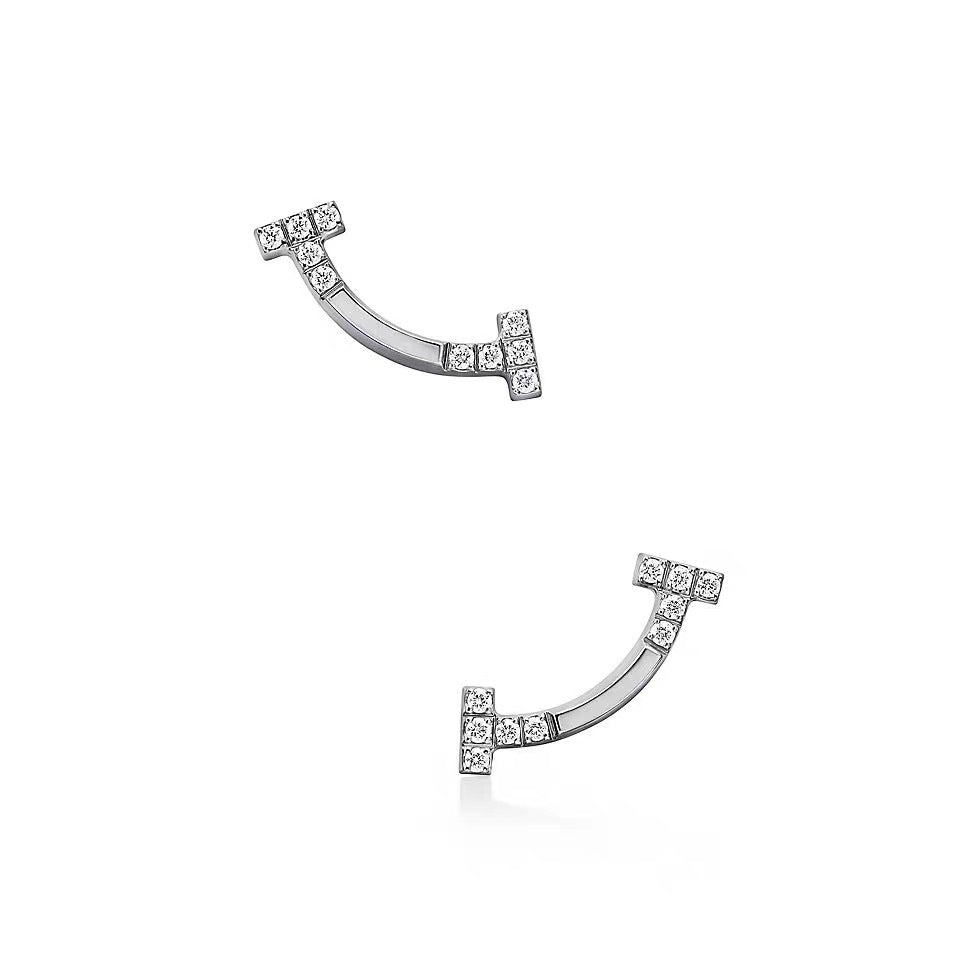Tiffany Style Smile Cubic Zirconia Earrings detail view 8