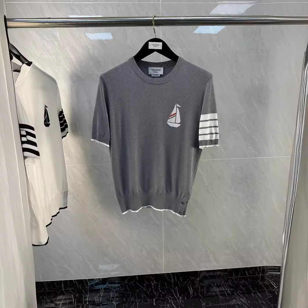 Short-sleeved T-shirt pleated skirt suit（副本） THOM TREND