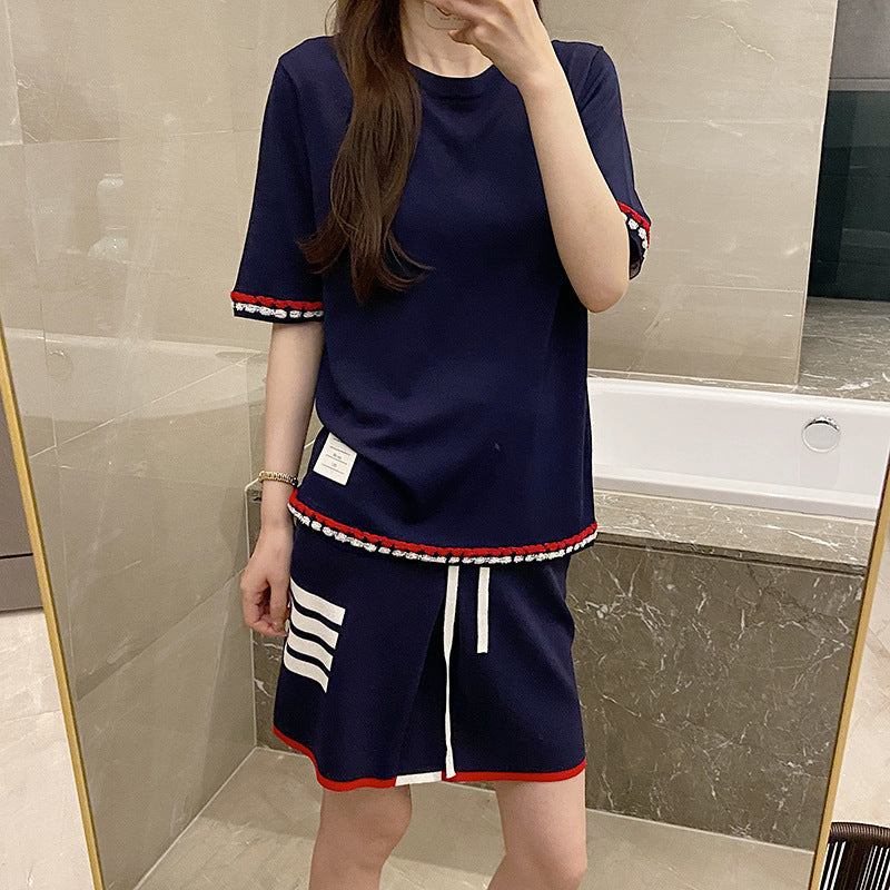 Round neck casual T-shirt