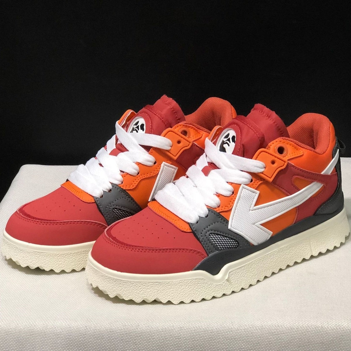 Off-White Leather-Panel Arrow Unisex Sneakers – OW-SN-021