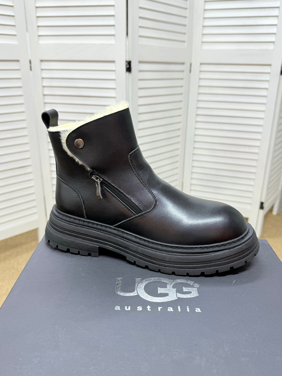 UGG Black Folded-Cuff Leather Boots - product view 5