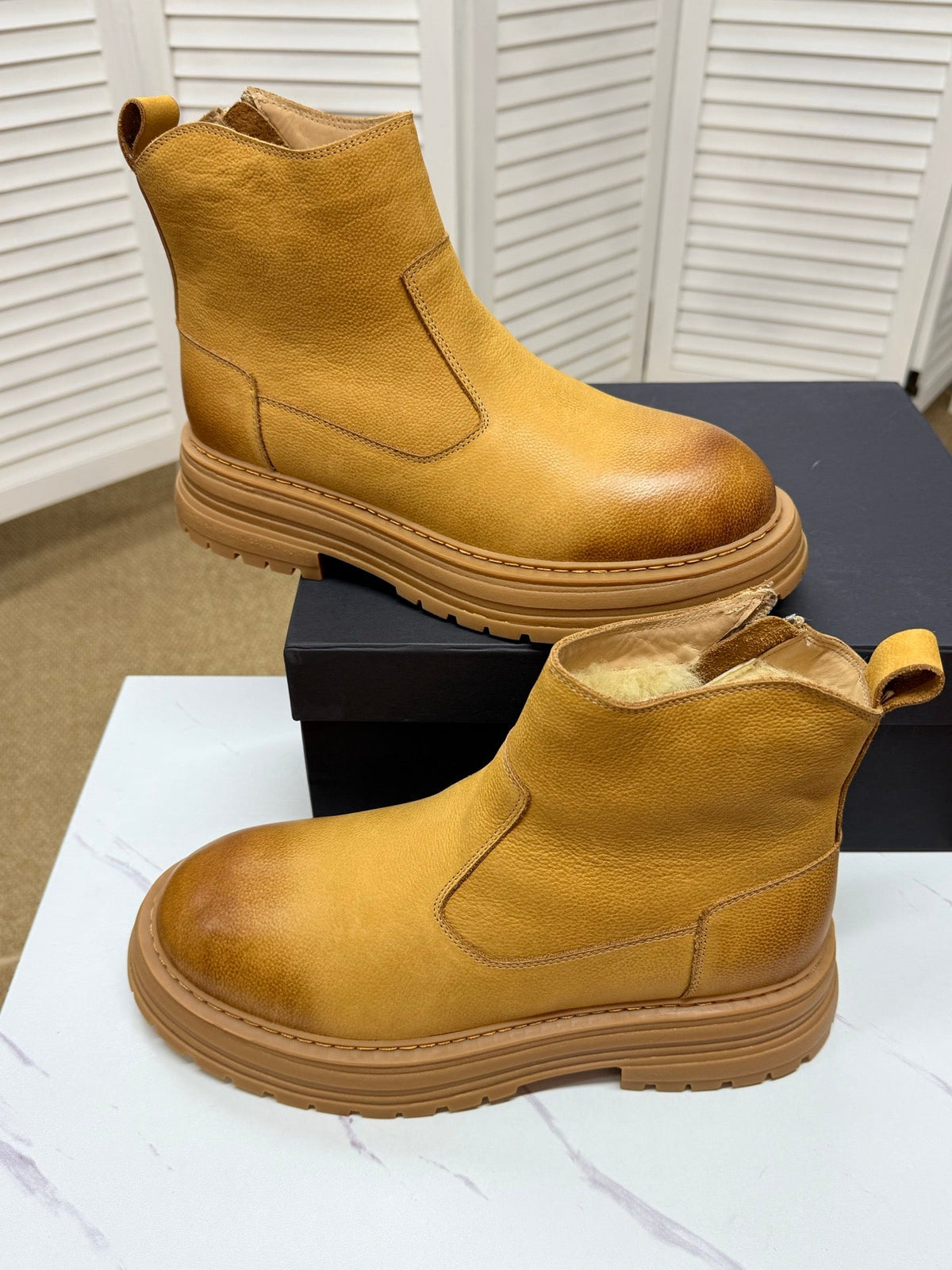 UGG Chestnut Leather Chelsea Boots - product view 9