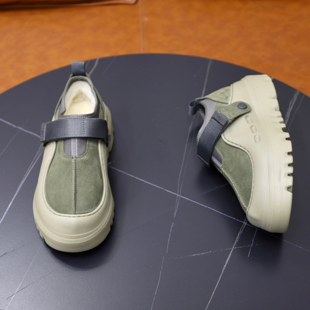 UGG Sage Strap Platform Casual Shoes - product view 7