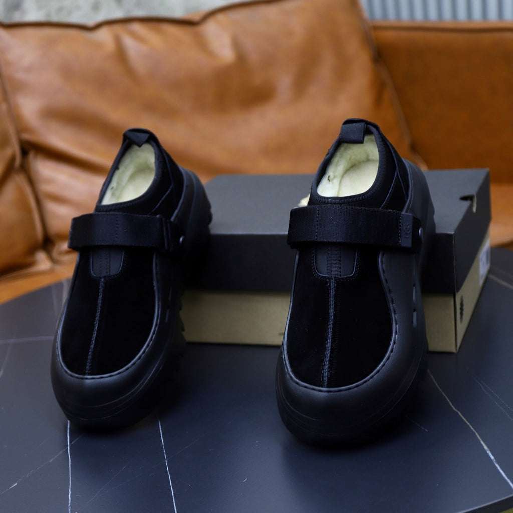 UGG Black Strap Platform Casual Shoes - product view 6