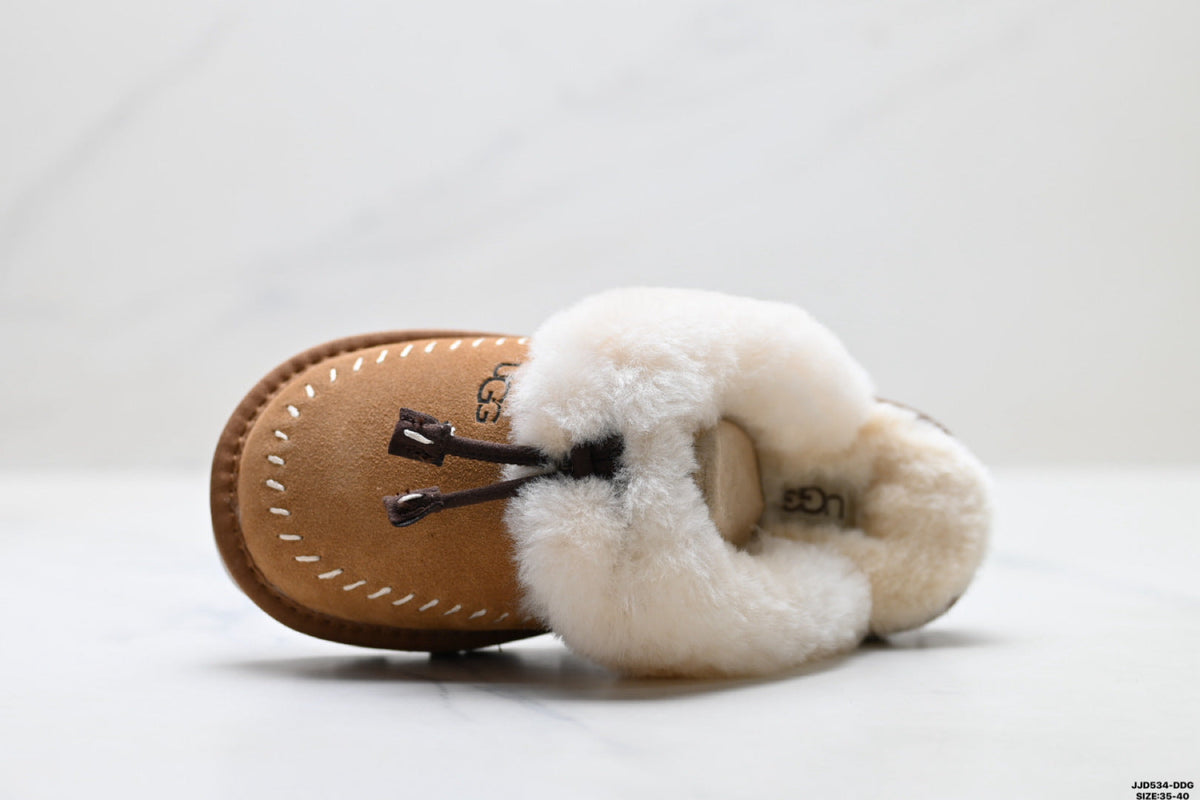 UGG Slipper Evolution Shearling Closed-Toe Slippers - product image 3
